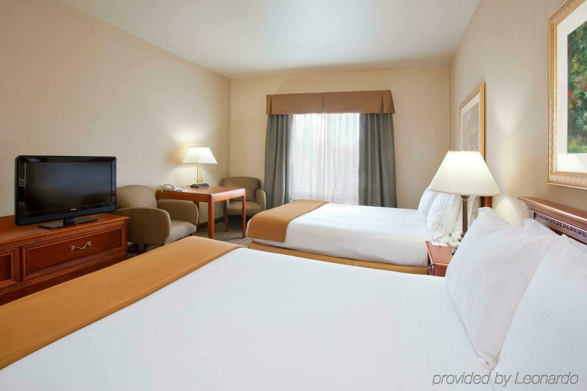 Holiday Inn Express Hotel & Suites Columbus Southeast Groveport By Ihg Exterior photo